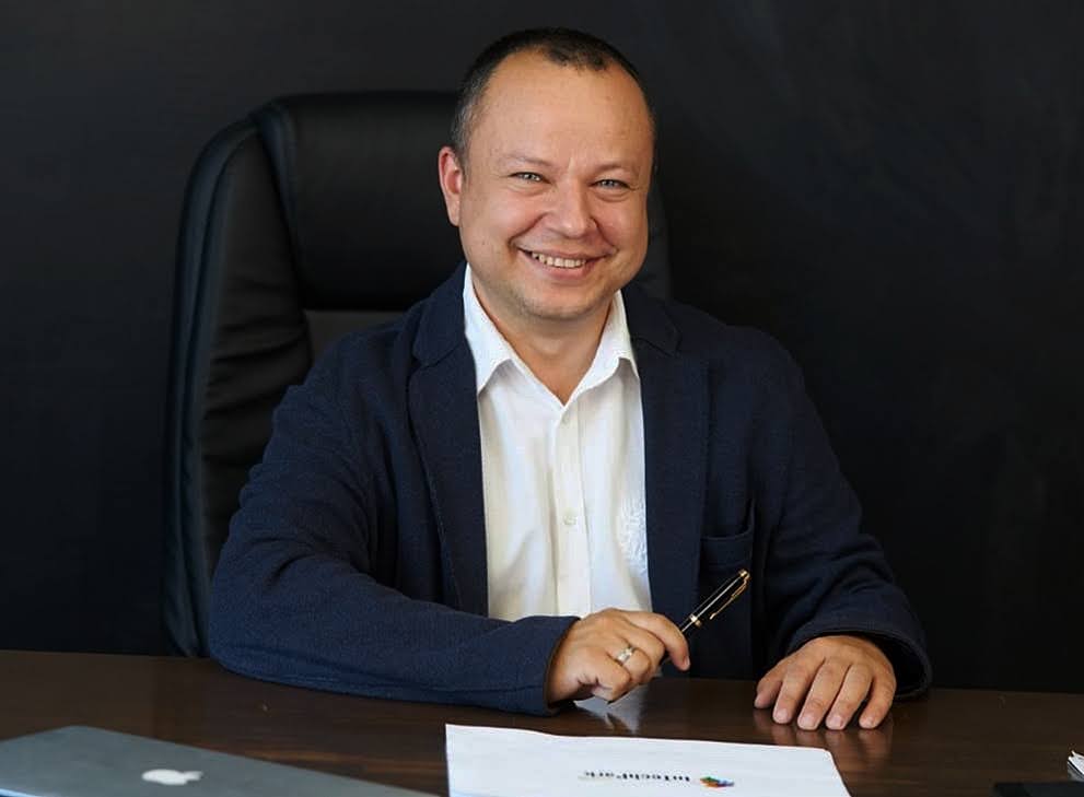 Prof. Vasyl Rossikhin